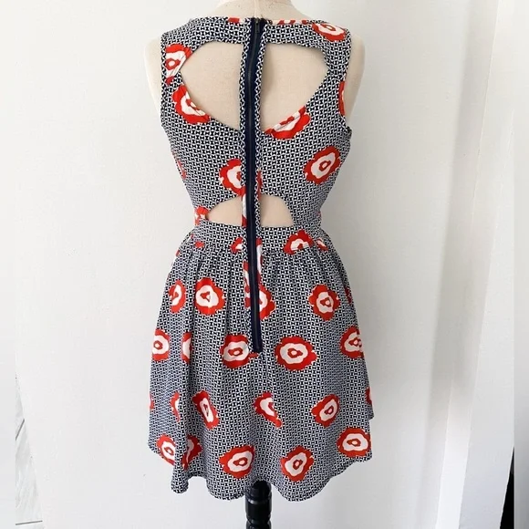 Pinky Retro Floral Cut Out Dress, Size Small, Navy, White, Red - Picture 5 of 11